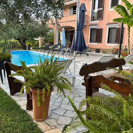Apartments Mandic Pula Ngoại thất bức ảnh