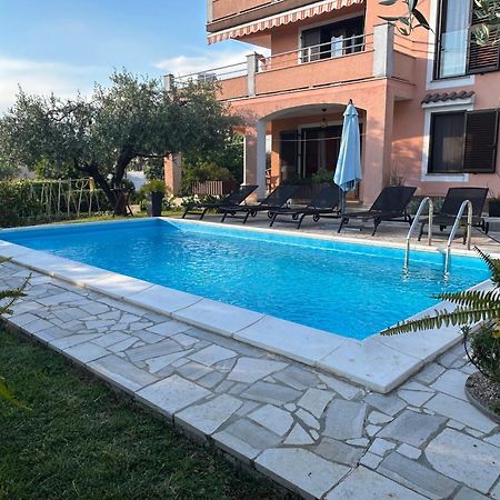 Apartments Mandic Pula Ngoại thất bức ảnh