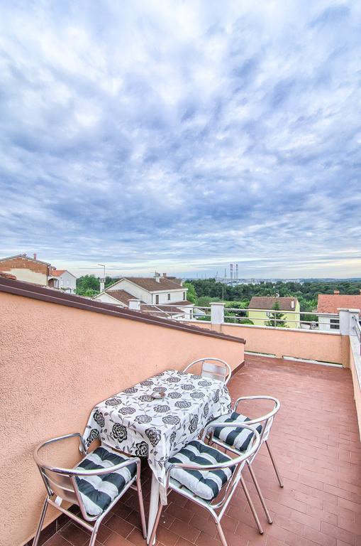 Apartments Mandic Pula Ngoại thất bức ảnh