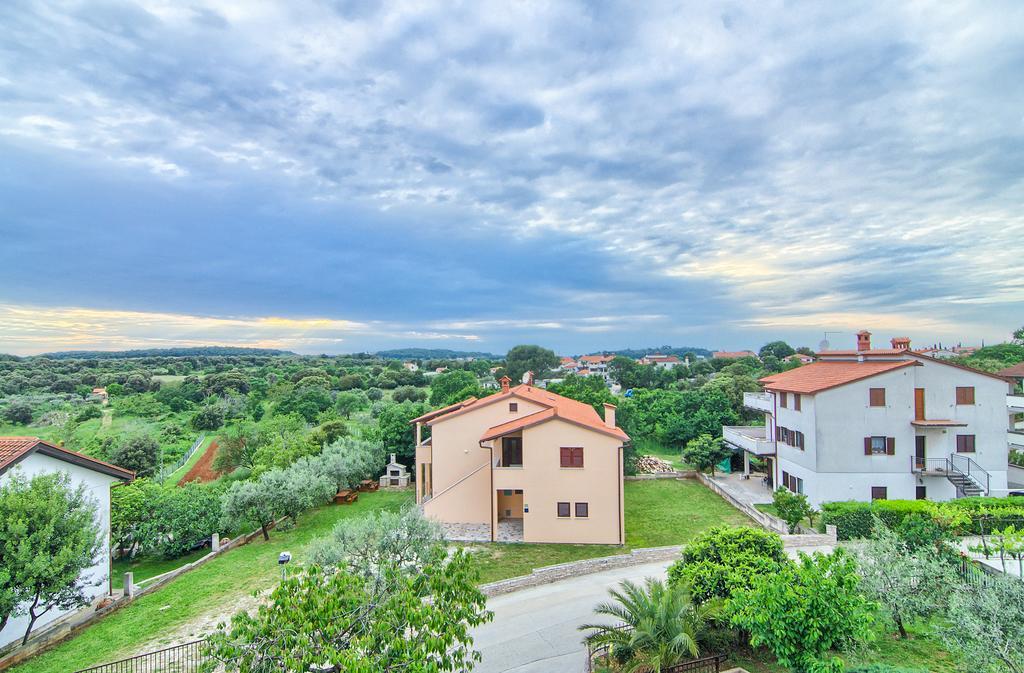 Apartments Mandic Pula Ngoại thất bức ảnh